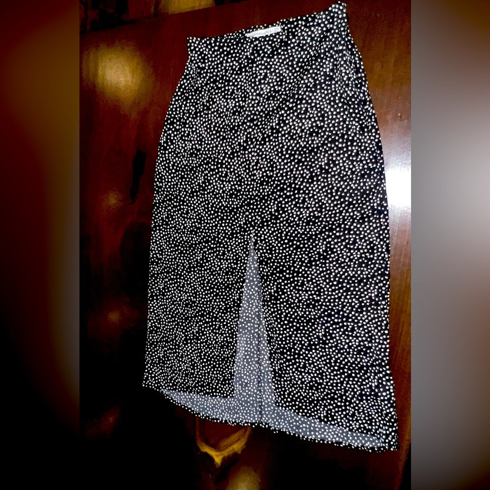 NWT Abercrombie and Fitch High Slit Midi Skirt black dot